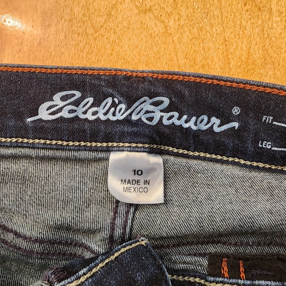 Eddie Bauer Women's Dark Gray Straight Leg Jeans